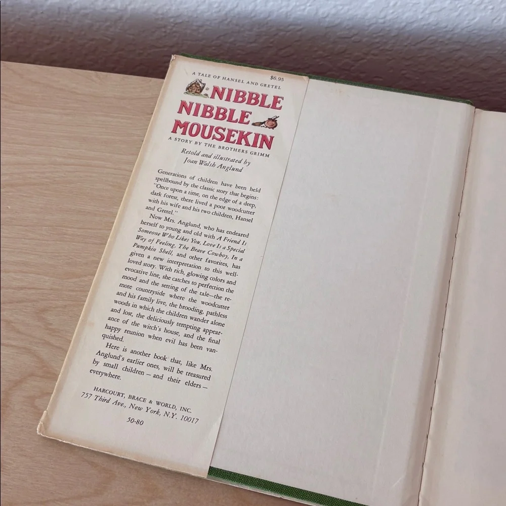 VINTAGE Nibble Nibble Mousekin Children’s Hardcover Book Fairytale